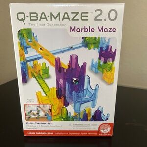 Q-Ba-Maze 2.0 Marble Maze Rail Creator Set.
